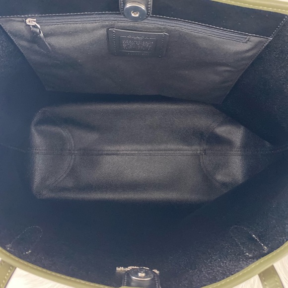 COACH Signature Open City Tote - Picture 8 of 16